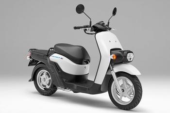 Honda planeja iniciar as vendas do modelo “BENLY e: Series”, scooters elétricas para uso comercial