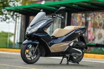 Honda PCX 160 2025: novas cores para a scooter nº1 do Brasil
