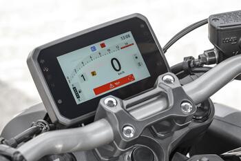 Honda CB 650R E-Clutch 2026