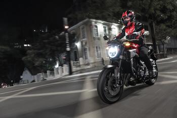 Honda CB 650R E-Clutch 2026