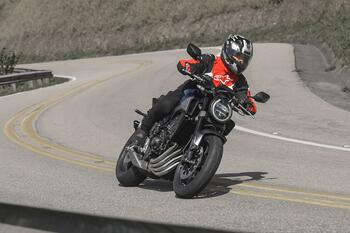 Honda CB 650R E-Clutch 2026