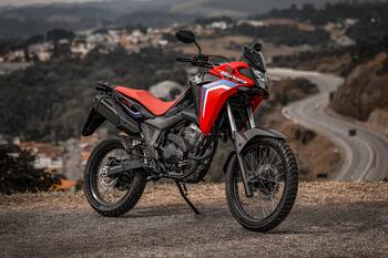 Honda XRE 300 Sahara 2026: novas cores 