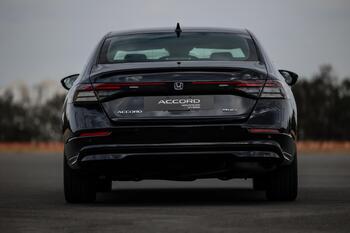 Accord Advanced Hybrid: conectividade aprimorada 