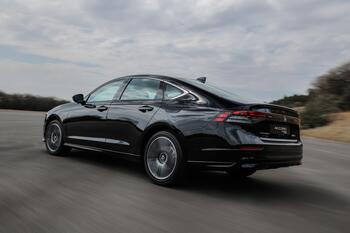 Accord Advanced Hybrid: conectividade aprimorada 