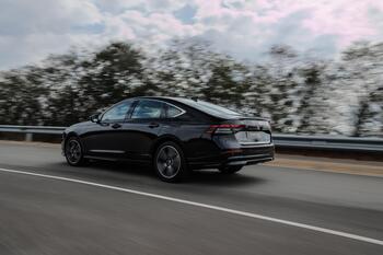 Accord Advanced Hybrid: conectividade aprimorada 