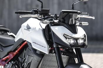 CB750 Hornet_2026_IMAGENS