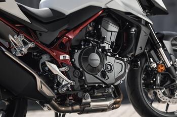 CB750 Hornet_2026_IMAGENS