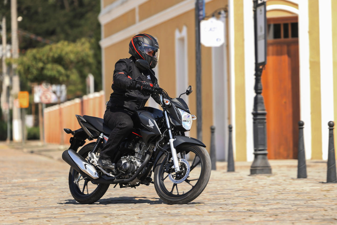 Linha CG 160 Start, Fan e Titan 2024: novas cores para a motocicleta  preferida dos brasileiros - Honda Sala de Imprensa